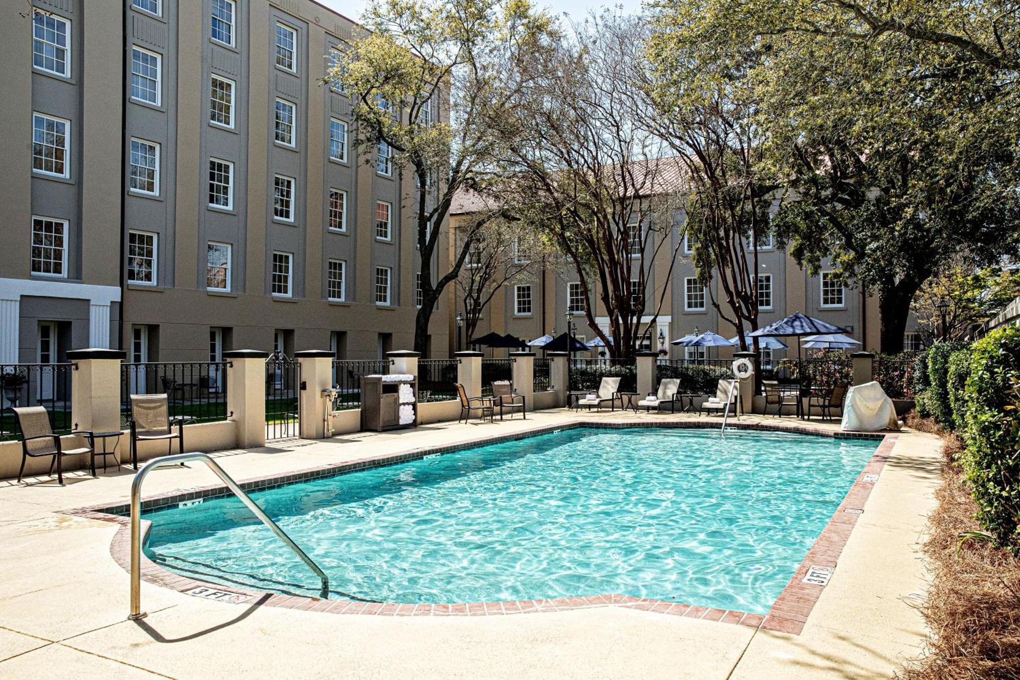 Hampton Inn Charleston-Historic District Exterior foto