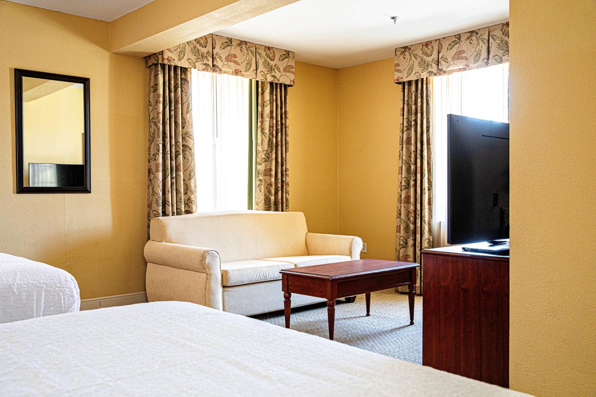 Hampton Inn Charleston-Historic District Exterior foto